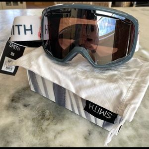 SMITH Drift Thunder Composite Ski Goggles - Brand New, Never used. Medium Fit